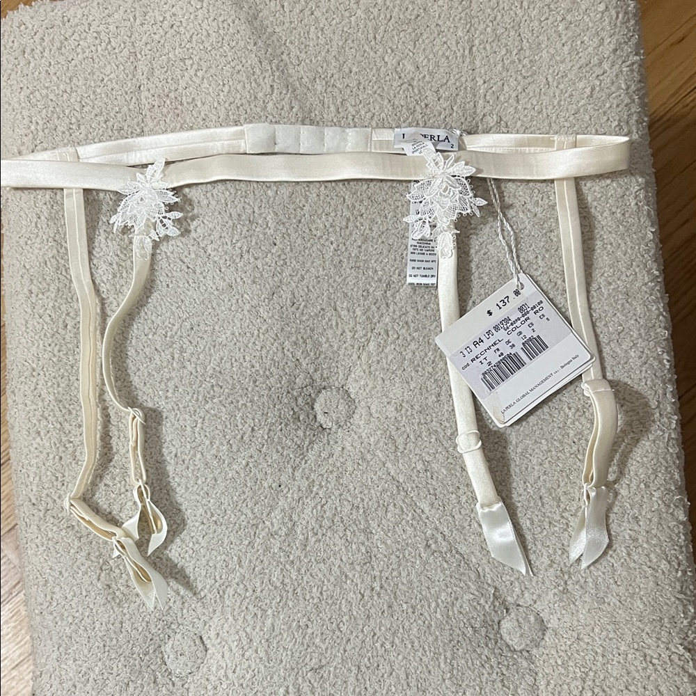 La Perla ivory Lace Garter Belt